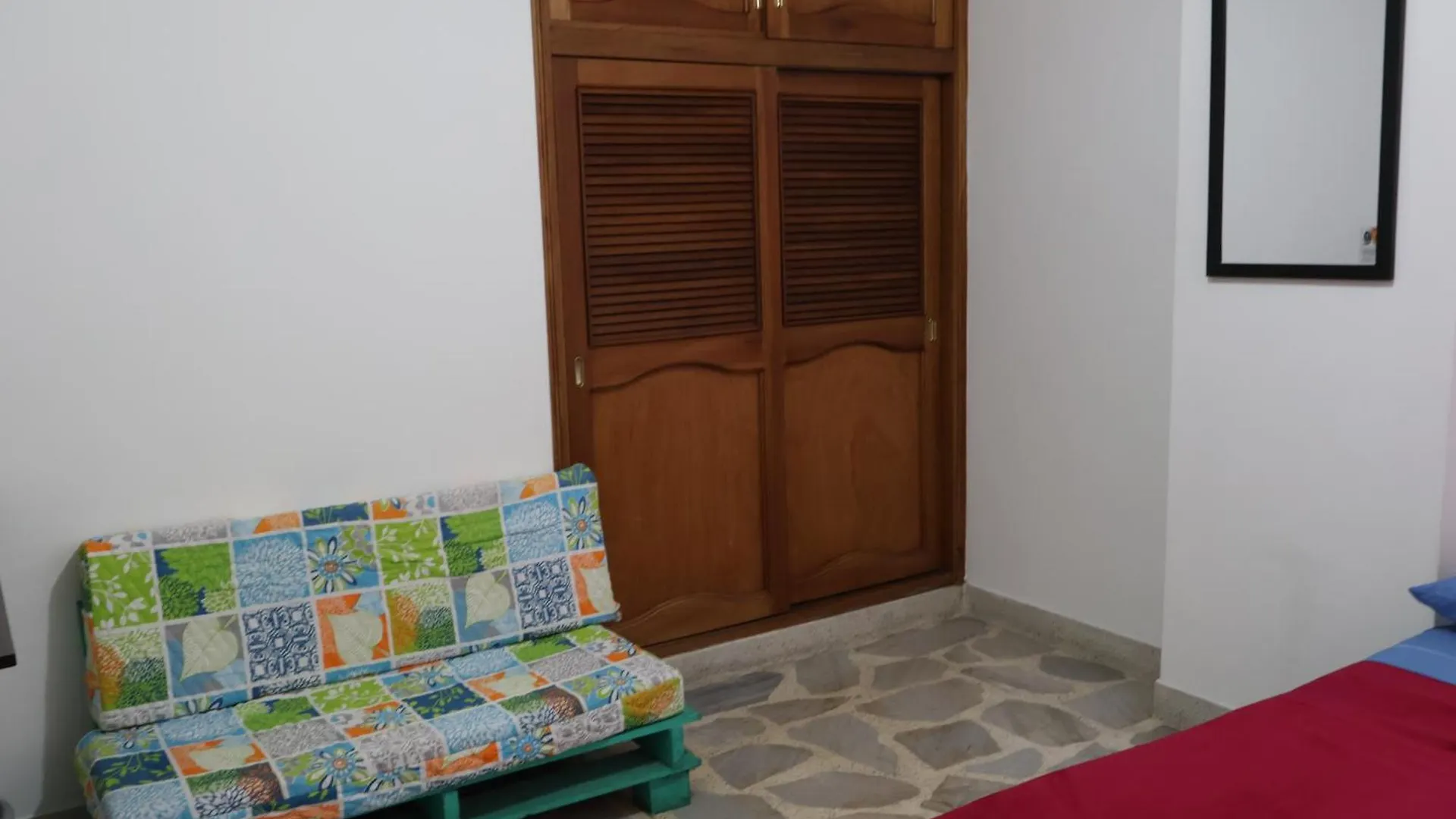 Living Poblado Manila 3027 Habitacion Individual Medellin 0*,