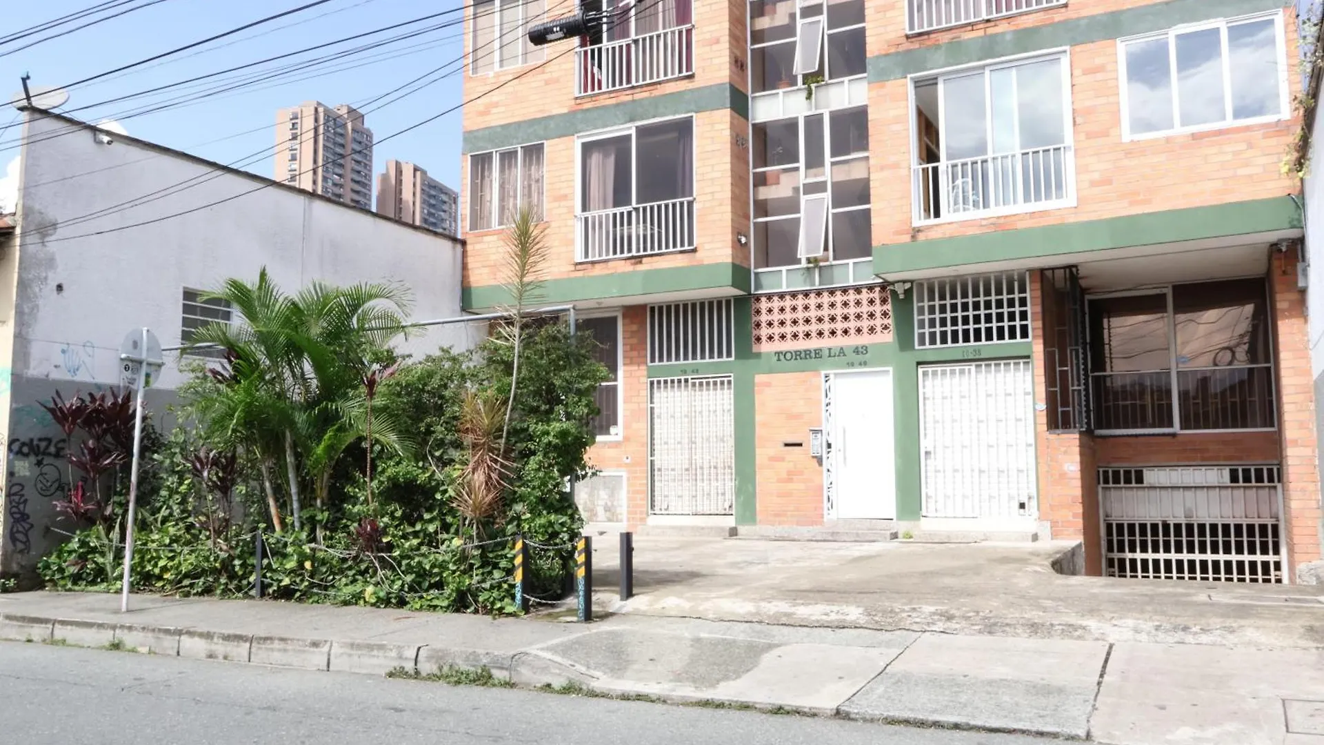 Living Poblado Manila 3027 Habitacion Individual 麦德林